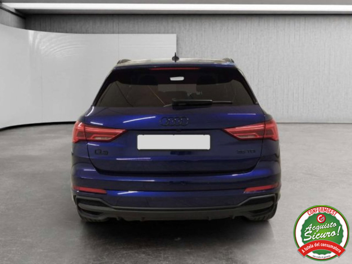 Audi Q3 35 2.0 tdi Identity Black s-tronic (6)