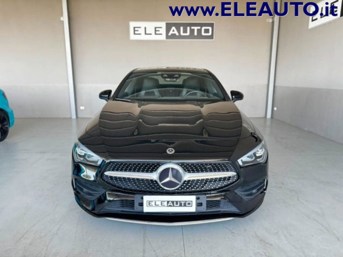 Mercedes-Benz CLA 200 Automatic Premium (2)