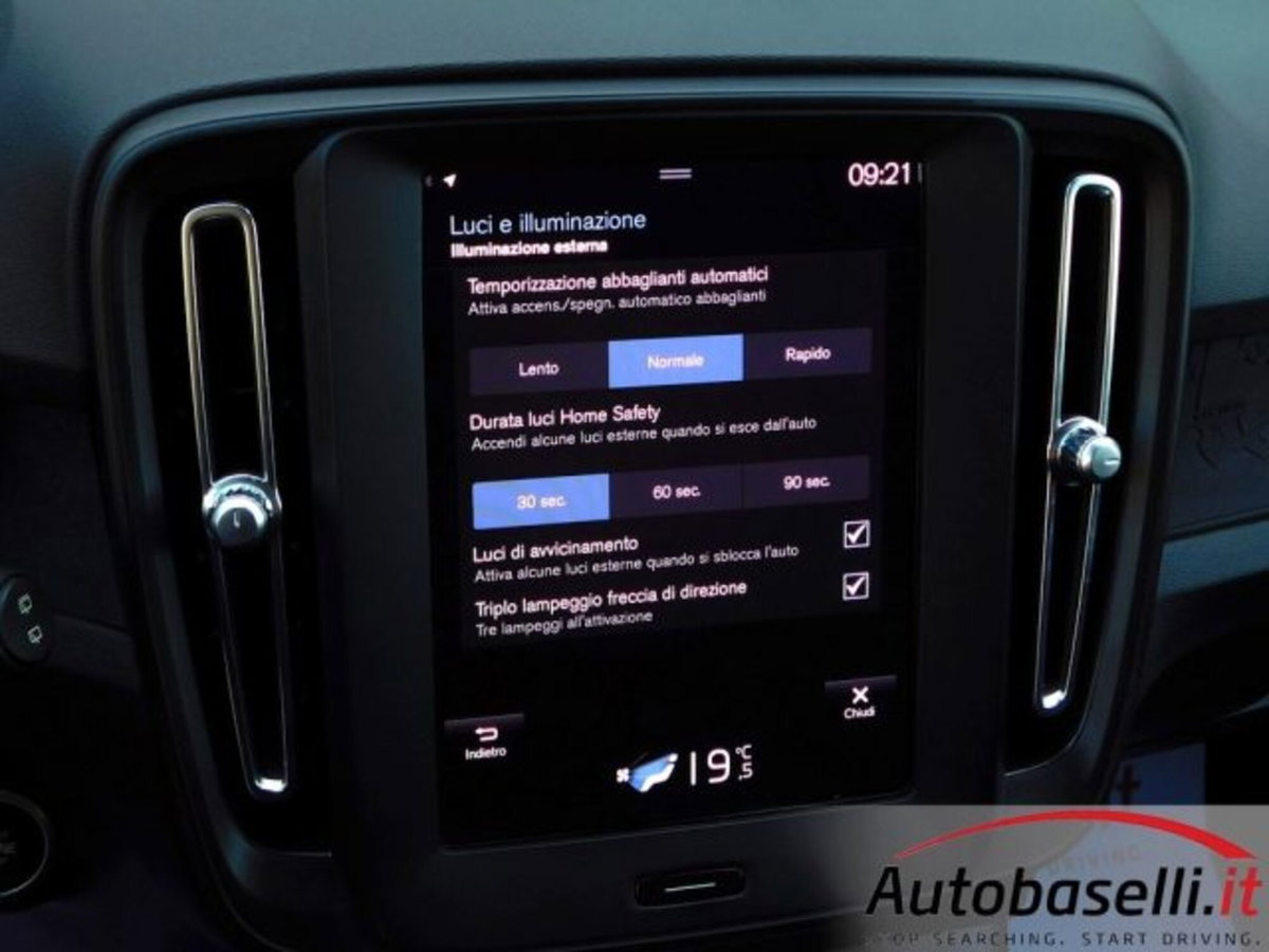 Volvo XC40 T2 Essential N1 (12)