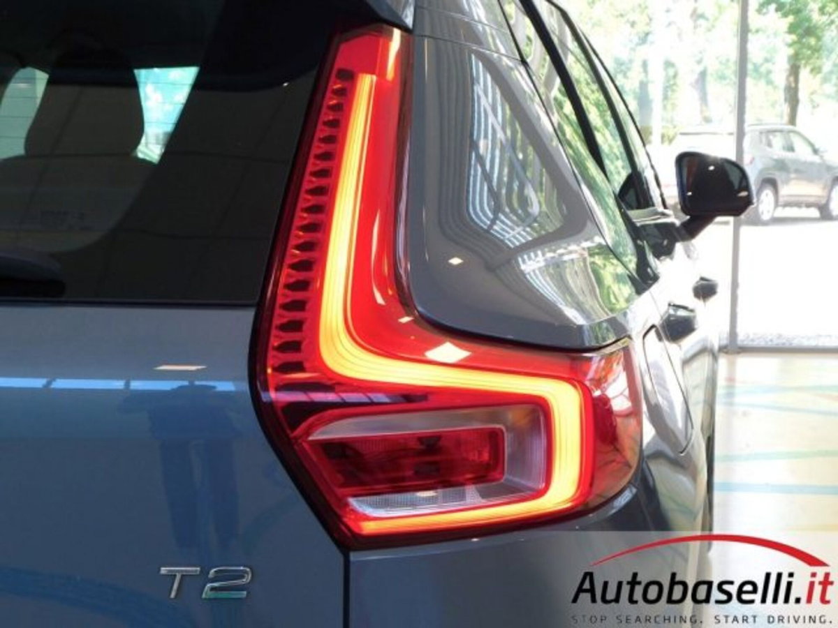 Volvo XC40 T2 Essential N1 (18)