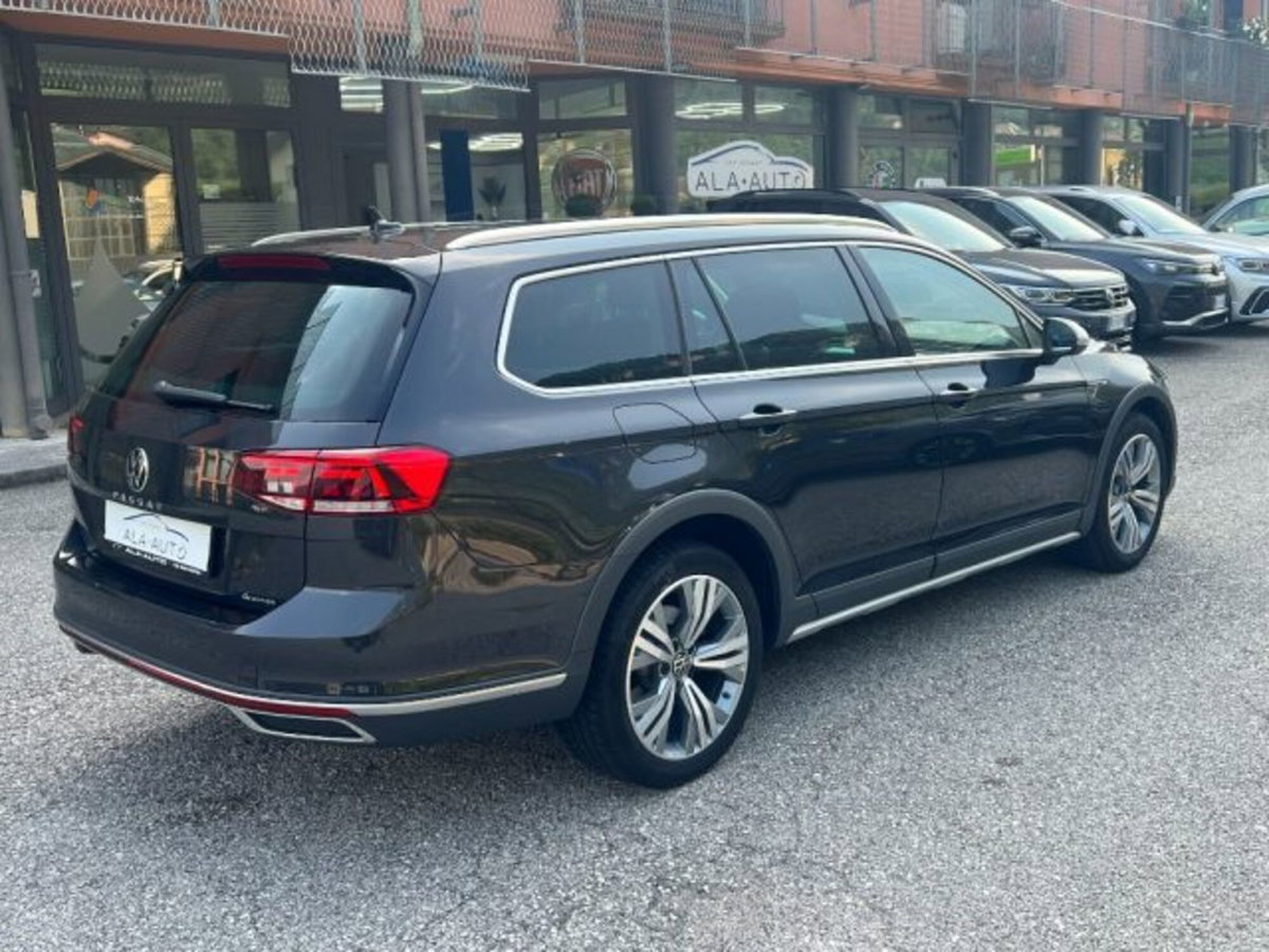 Volkswagen Passat Variant Alltrack 2.0 TDI 200 CV 4MOTION DSG (4)