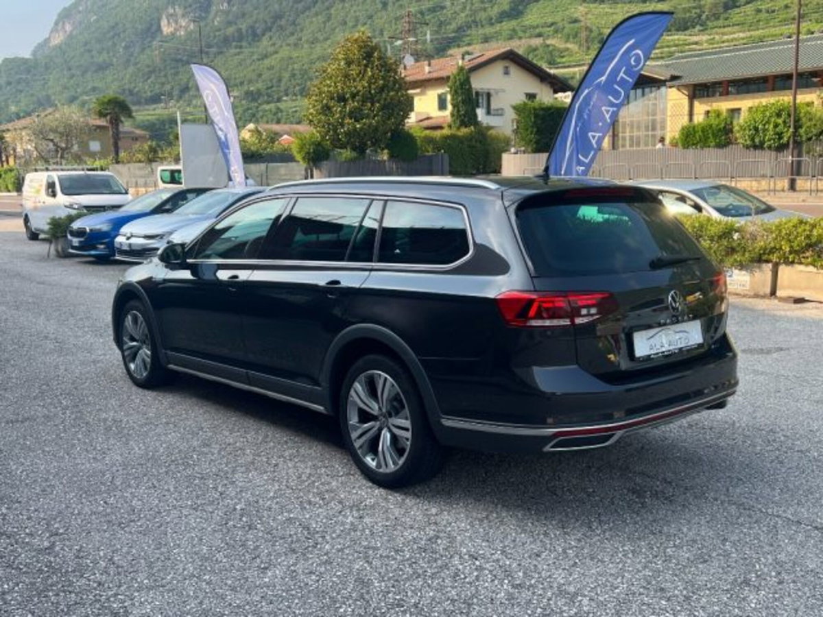 Volkswagen Passat Variant Alltrack 2.0 TDI 200 CV 4MOTION DSG (6)