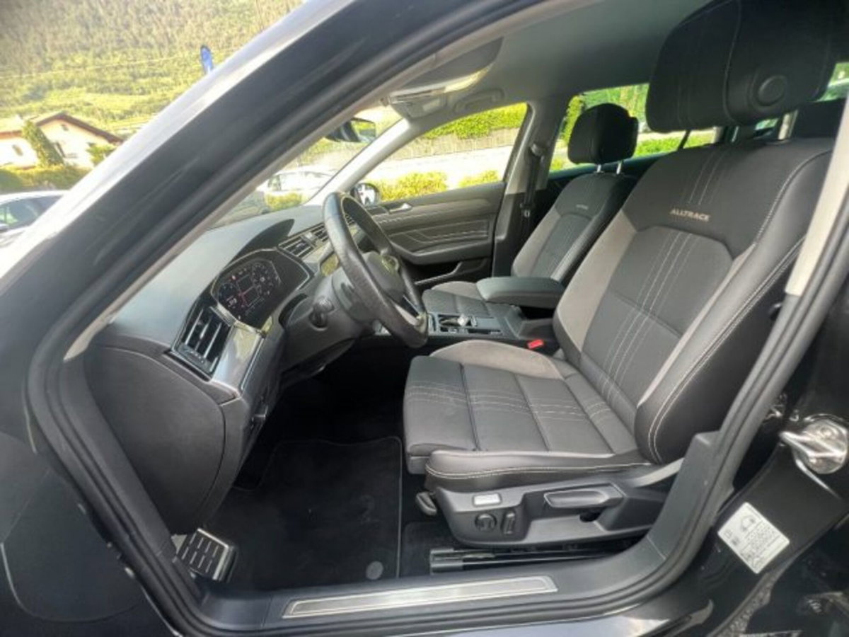 Volkswagen Passat Variant Alltrack 2.0 TDI 200 CV 4MOTION DSG (9)