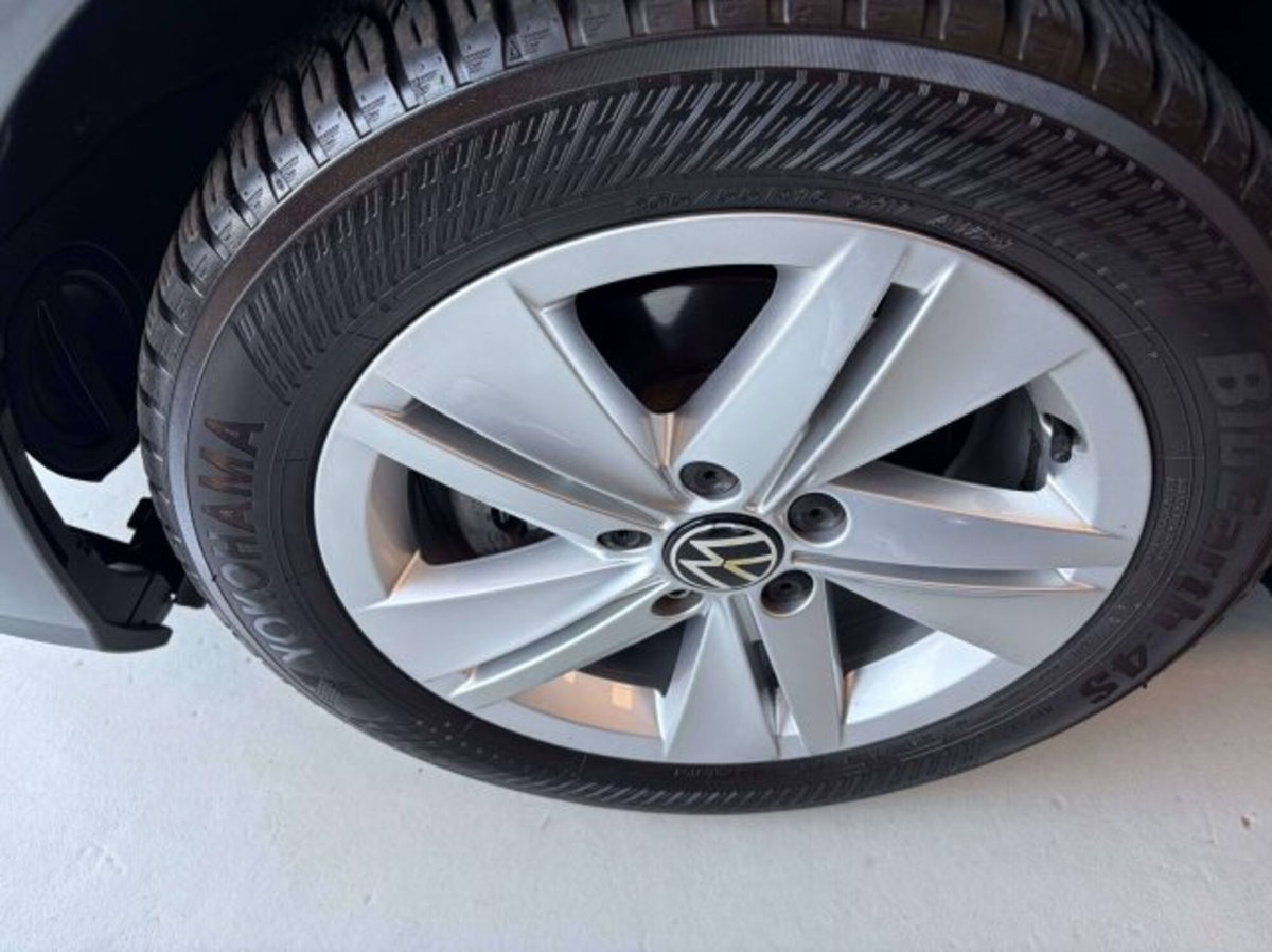 Volkswagen Golf 1.0 TSI 115 CV 5p. Comfortline BlueMotion (14)