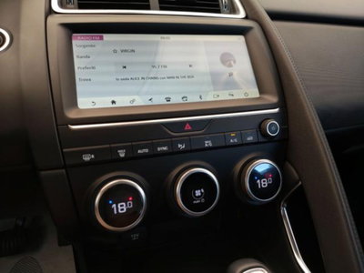 Jaguar E-Pace 2.0D 150 CV AWD aut. (12)