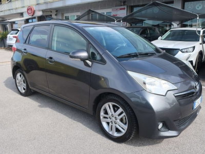 Toyota Verso-S 1.3 MT Active usata