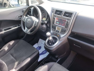 Toyota Verso-S 1.3 MT Active (10)