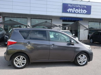 Toyota Verso-S 1.3 MT Active (15)