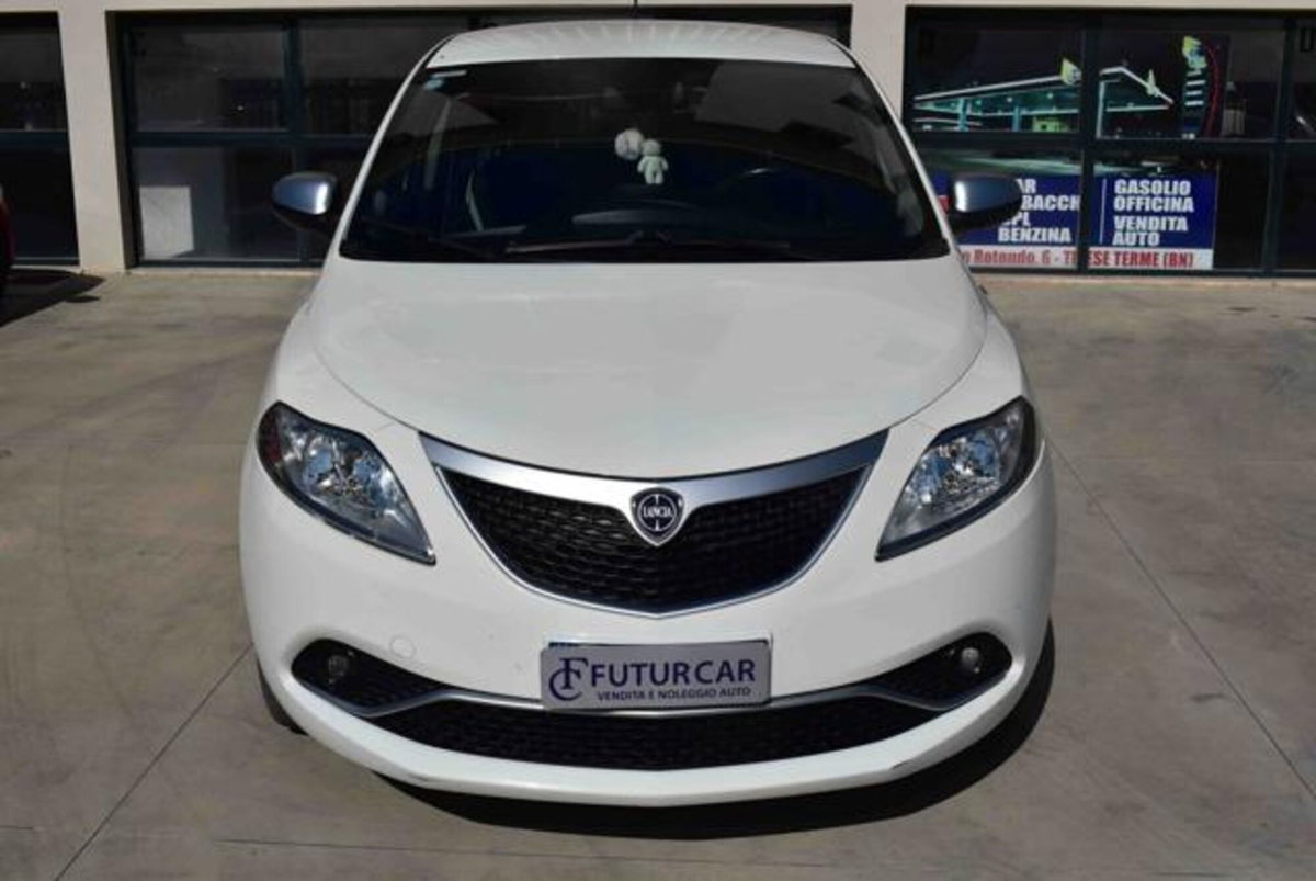Lancia Ypsilon 1.3 MJT 16V 95 CV 5 porte S&S Mya
