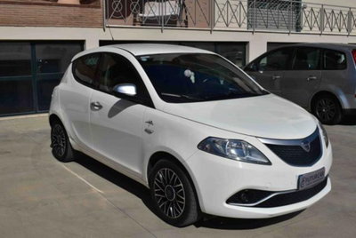 Lancia Ypsilon 1.3 MJT 16V 95 CV 5 porte S&S Mya (3)