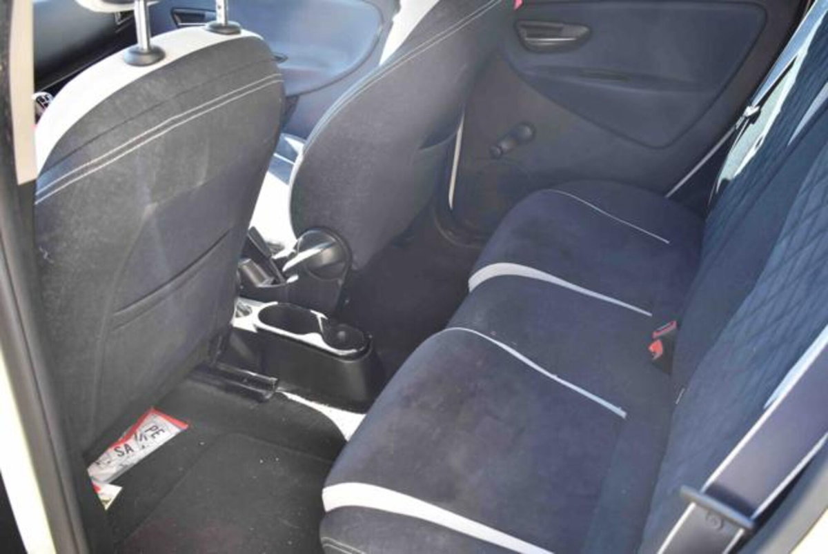 Lancia Ypsilon 1.3 MJT 16V 95 CV 5 porte S&S Mya (9)