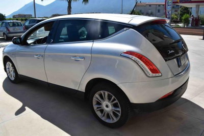 Lancia Delta 1.6 MJT DPF Argento (16)