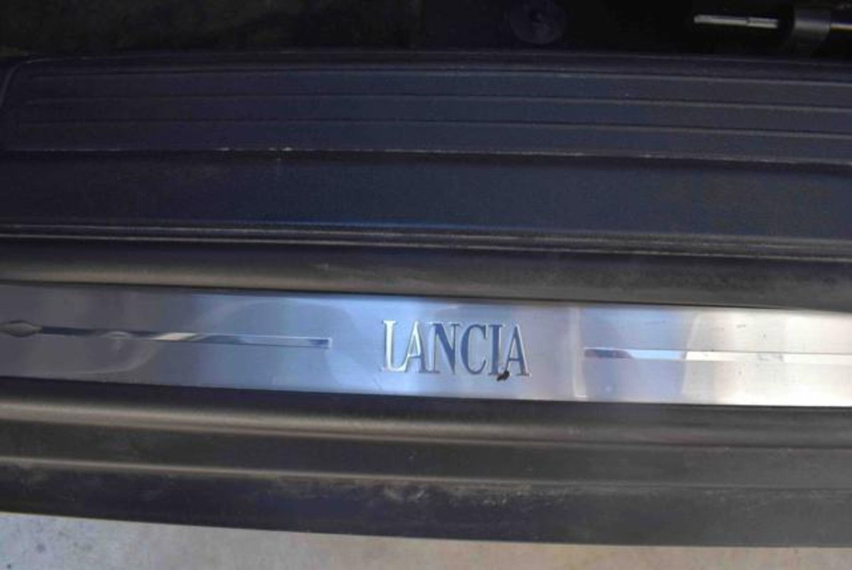 Lancia Delta 1.6 MJT DPF Argento (19)