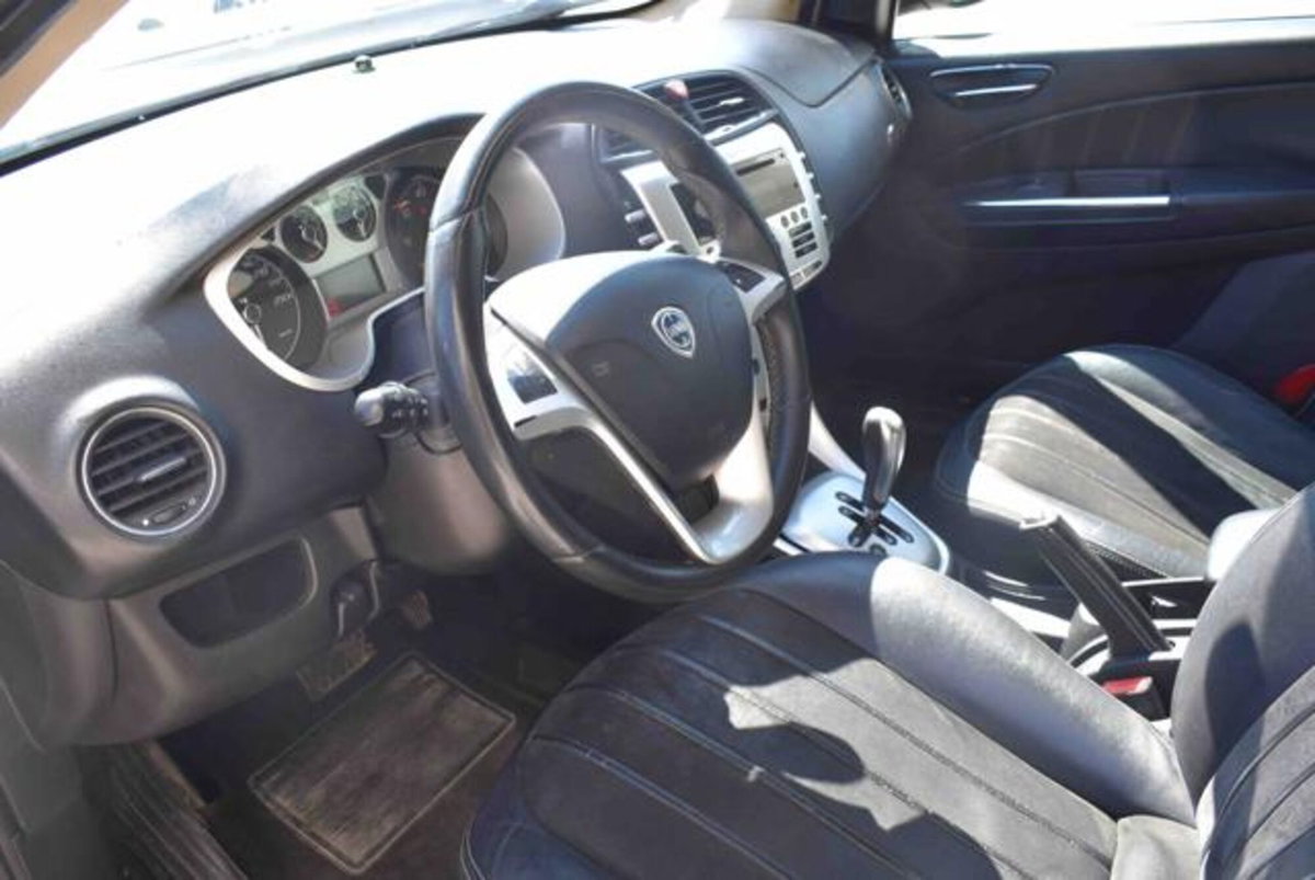 Lancia Delta 1.6 MJT DPF Argento (6)