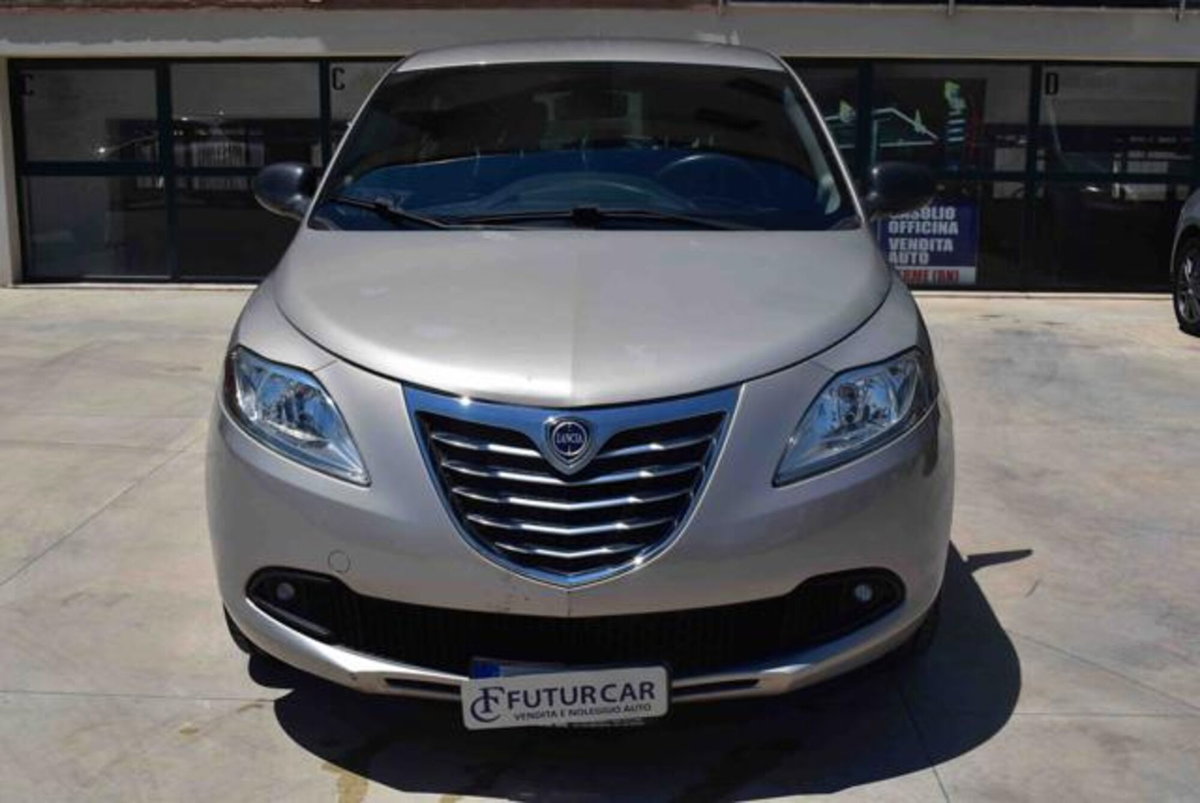Lancia Ypsilon 1.2 69 CV 5 porte GPL Ecochic Gold