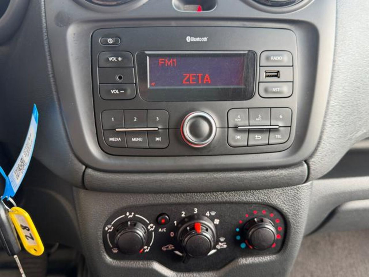 Dacia Dokker Furgone SCe 110CV GPL Furgone (10)