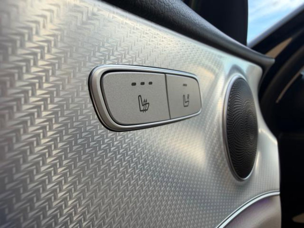 Mercedes-Benz Classe E Station Wagon 300 de Auto EQ-Power Business Sport (14)
