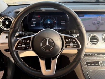 Mercedes-Benz Classe E Station Wagon 300 de Auto EQ-Power Business Sport (15)