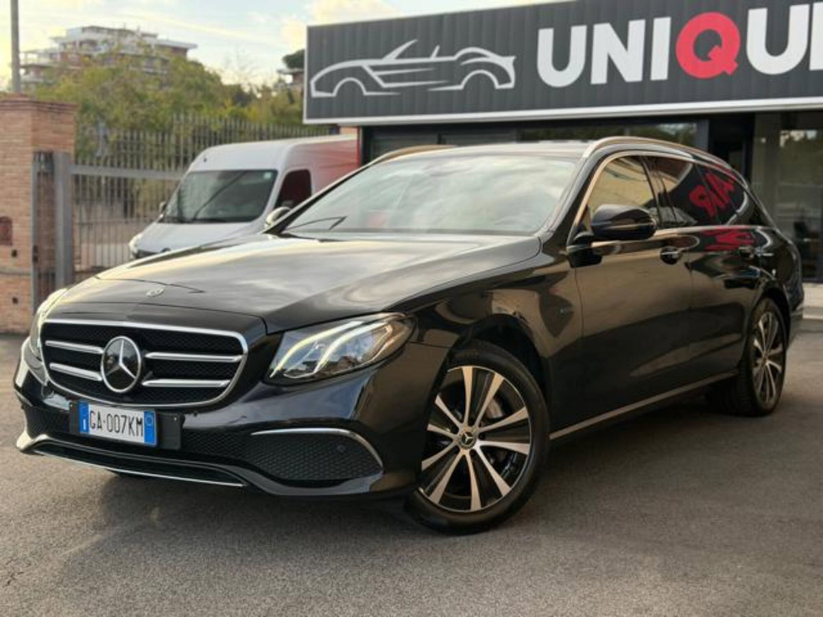Mercedes-Benz Classe E Station Wagon 300 de Auto EQ-Power Business Sport (3)