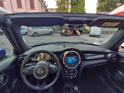 MINI Mini Cabrio 1.5 One Cabrio (14)
