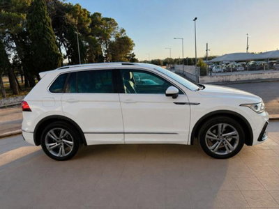Volkswagen Tiguan 2.0 TDI 150 CV SCR DSG 4MOTION R-Line (4)