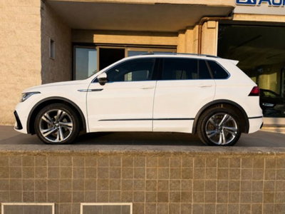 Volkswagen Tiguan 2.0 TDI 150 CV SCR DSG 4MOTION R-Line (8)