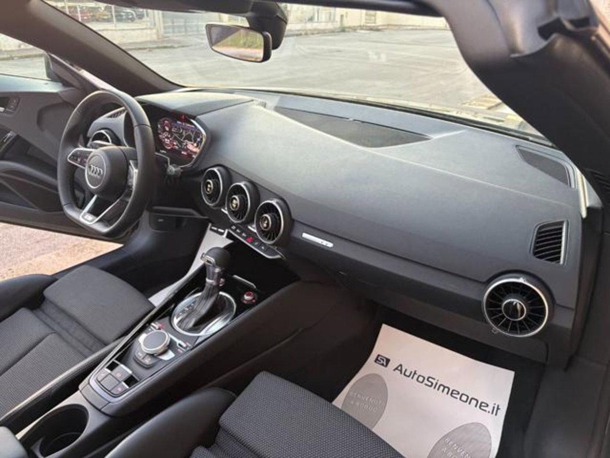 Audi TT Cabrio 40 TFSI S tronic (13)