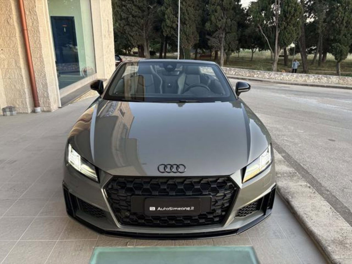 Audi TT Cabrio 40 TFSI S tronic (2)