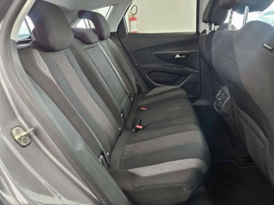 Peugeot 3008 BlueHDi 120 S&S Business (13)