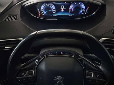 Peugeot 3008 BlueHDi 120 S&S Business (14)
