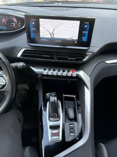 Peugeot 3008 BlueHDi 130 S&S EAT8 Active Pack (11)