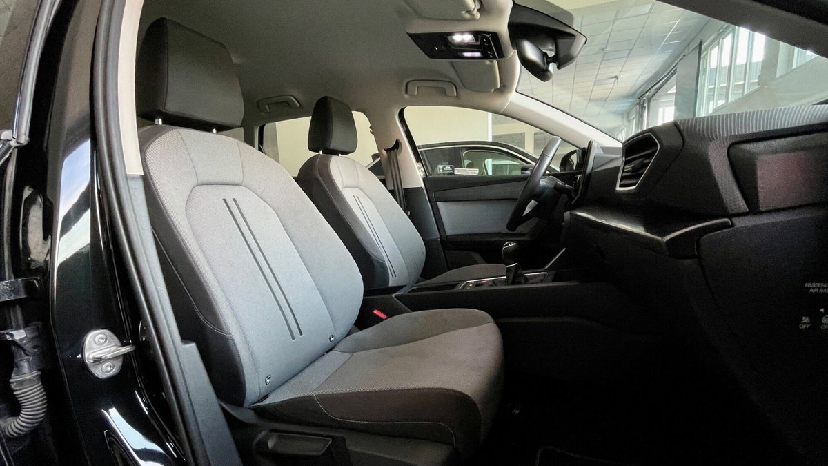 SEAT Leon ST Sportstourer 2.0 tdi Style 116cv (12)