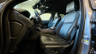 Land Rover Range Rover Velar 2.0D I4 240 CV (10)