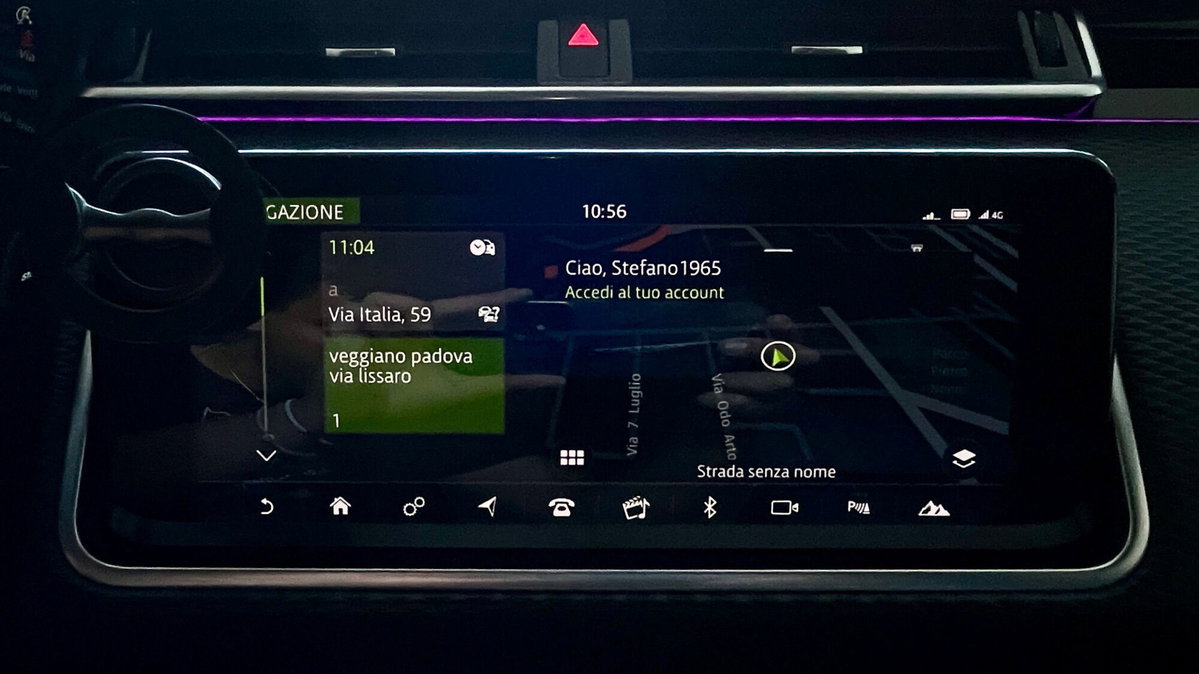 Land Rover Range Rover Velar 2.0D I4 240 CV (14)