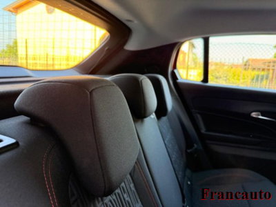 Fiat 600e 54kWh Red (11)