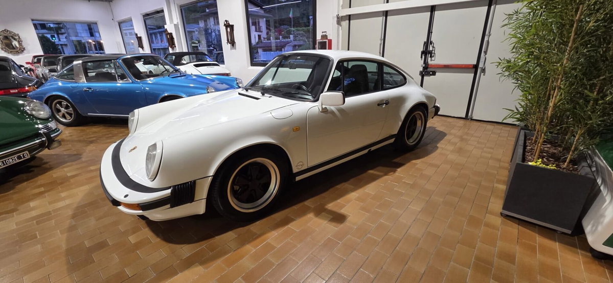 Porsche 911 Coupé Carrera 3.2