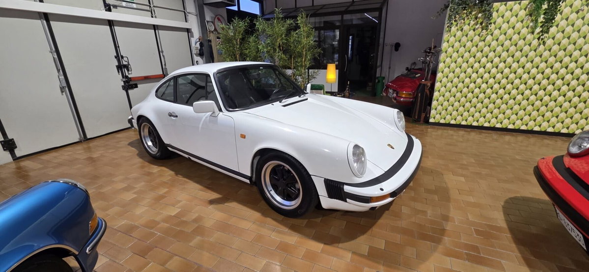 Porsche 911 Coupé Carrera 3.2 (2)