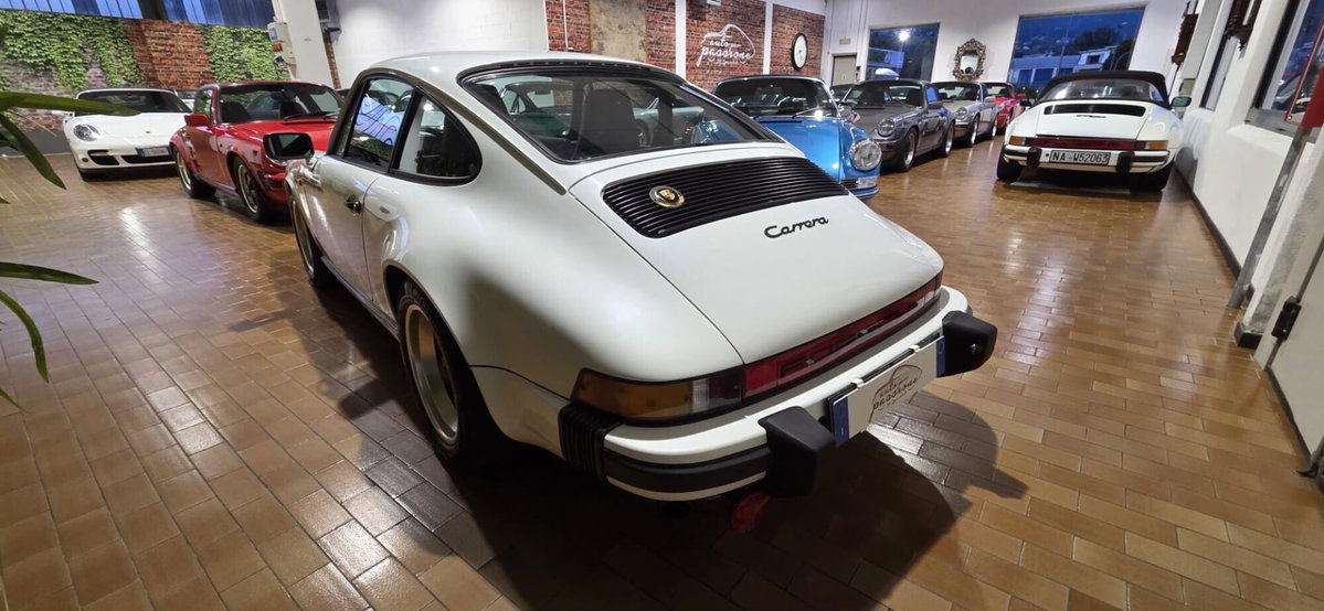 Porsche 911 Coupé Carrera 3.2 (7)