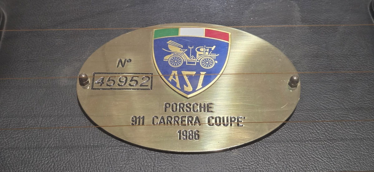 Porsche 911 Coupé Carrera 3.2 (8)