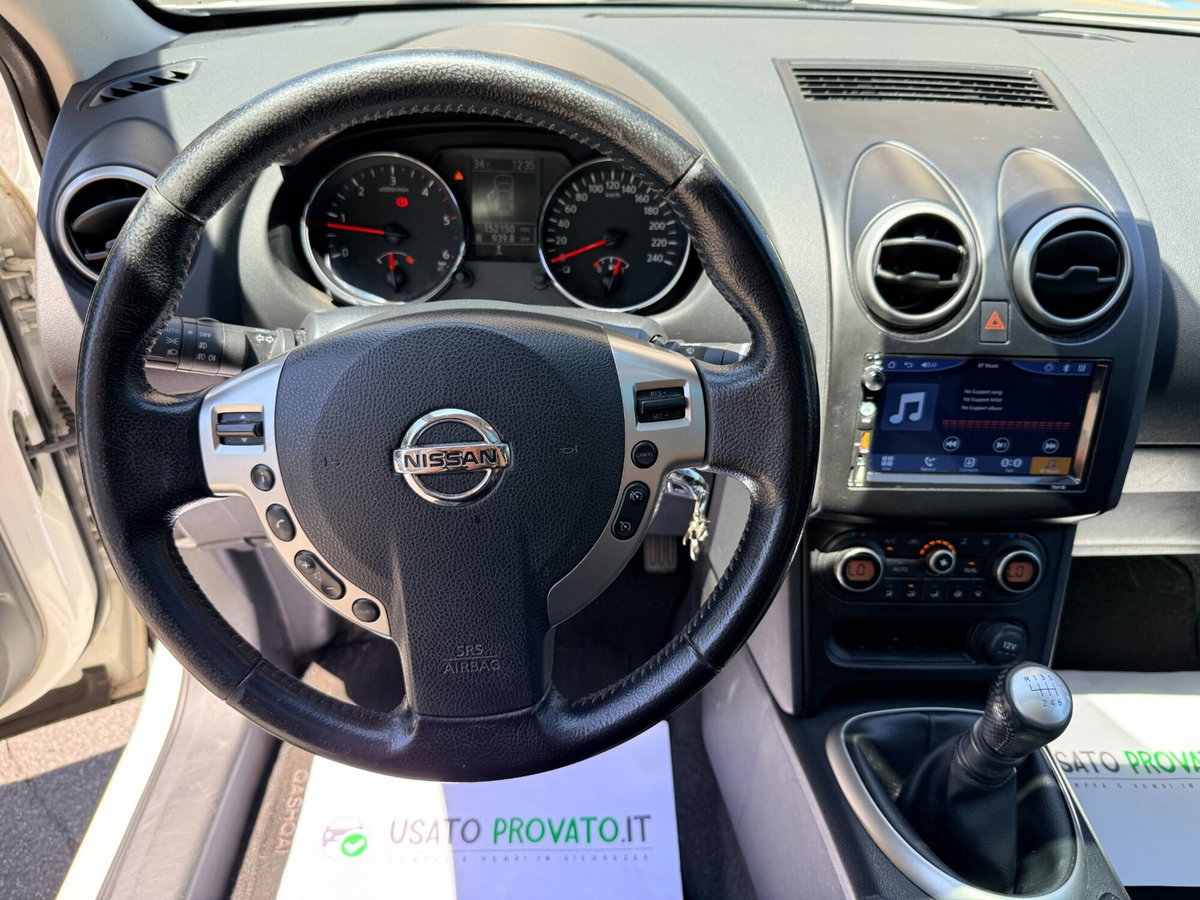Nissan Qashqai 2.0 dCi DPF Tekna (13)