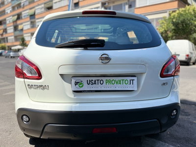 Nissan Qashqai 2.0 dCi DPF Tekna (6)
