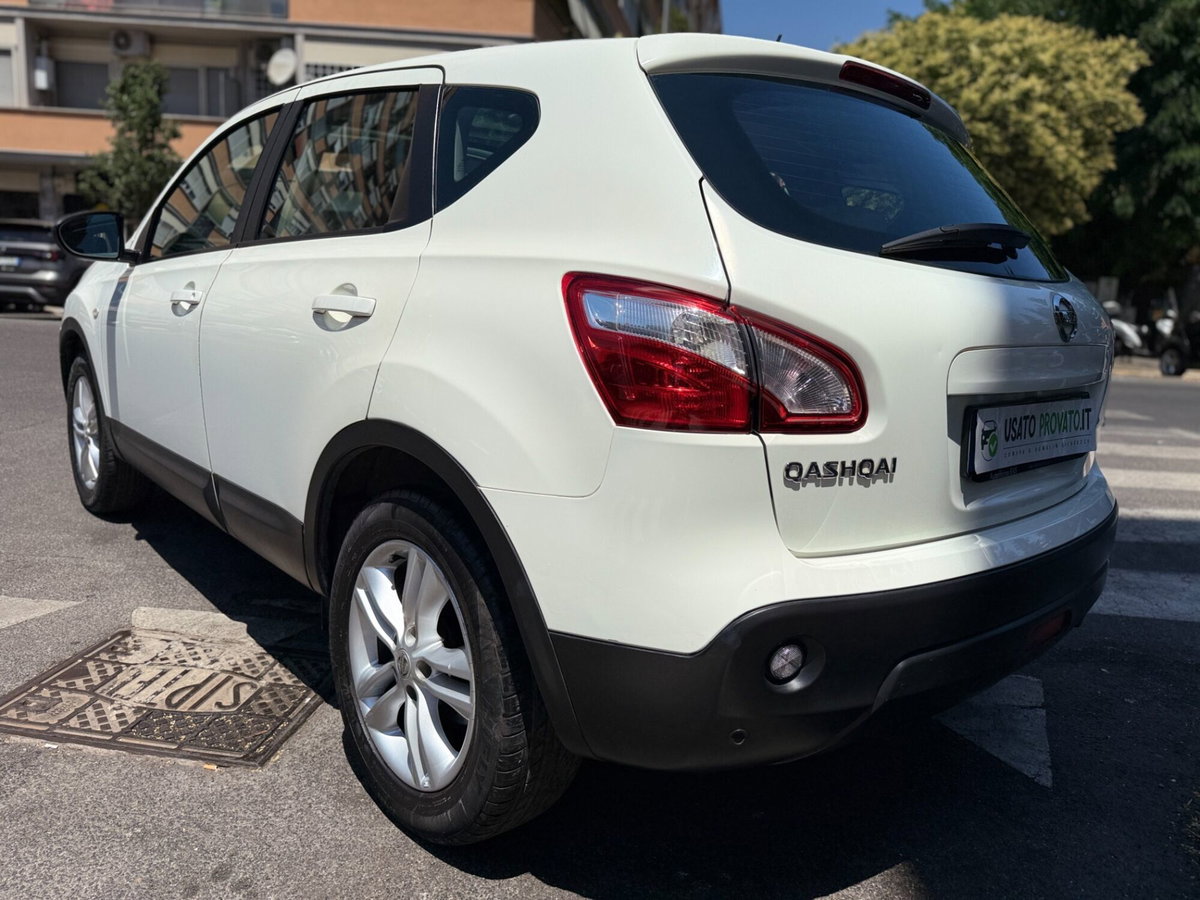 Nissan Qashqai 2.0 dCi DPF Tekna (8)