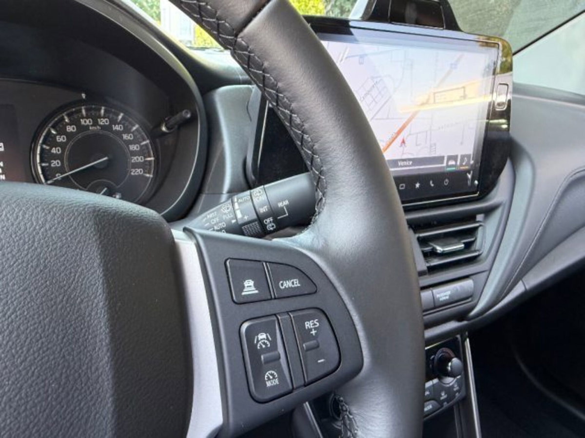 Suzuki S-Cross 1.4h Top 2wd 110cv (18)