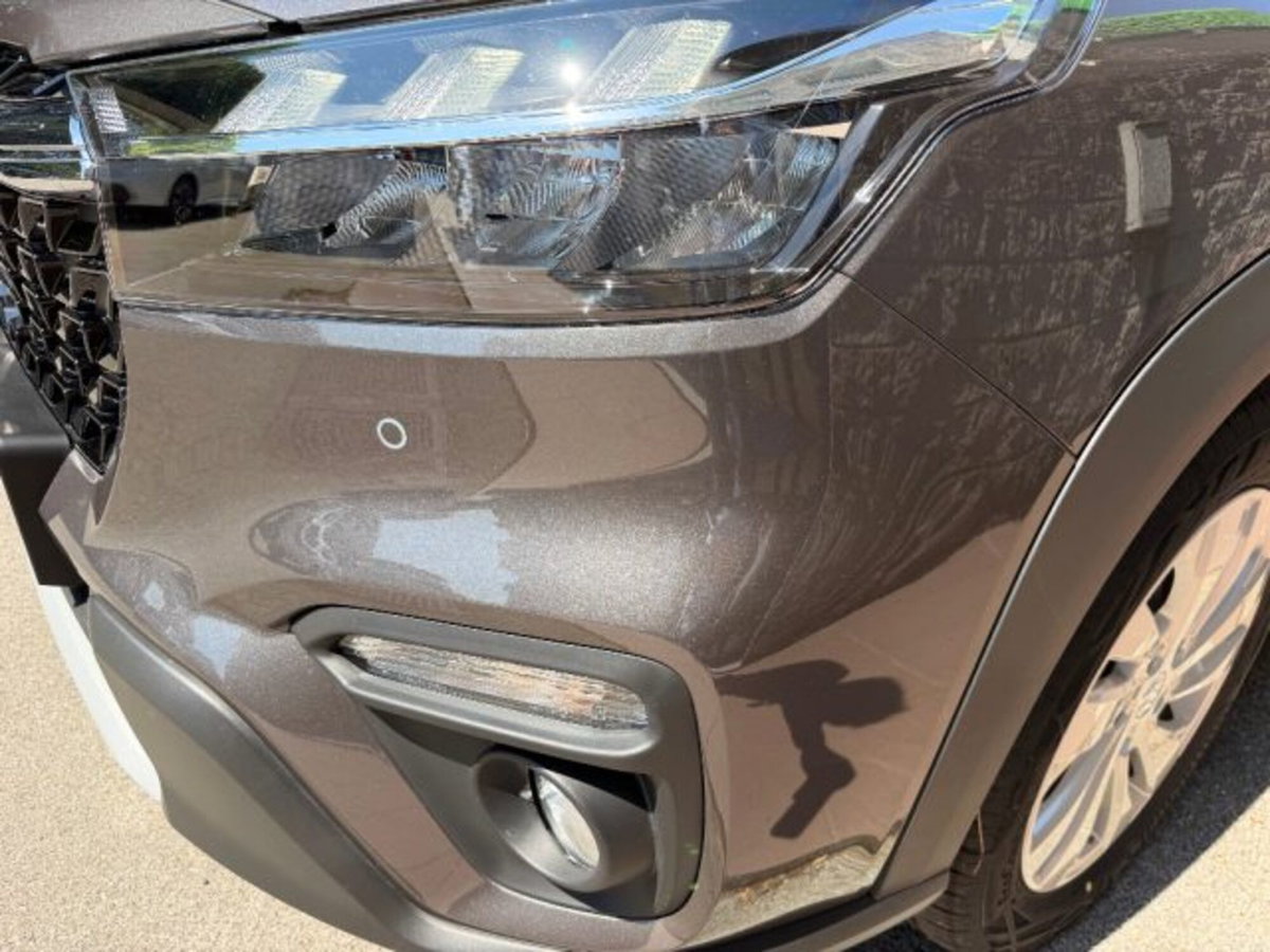 Suzuki S-Cross 1.4h Top 2wd 110cv (4)