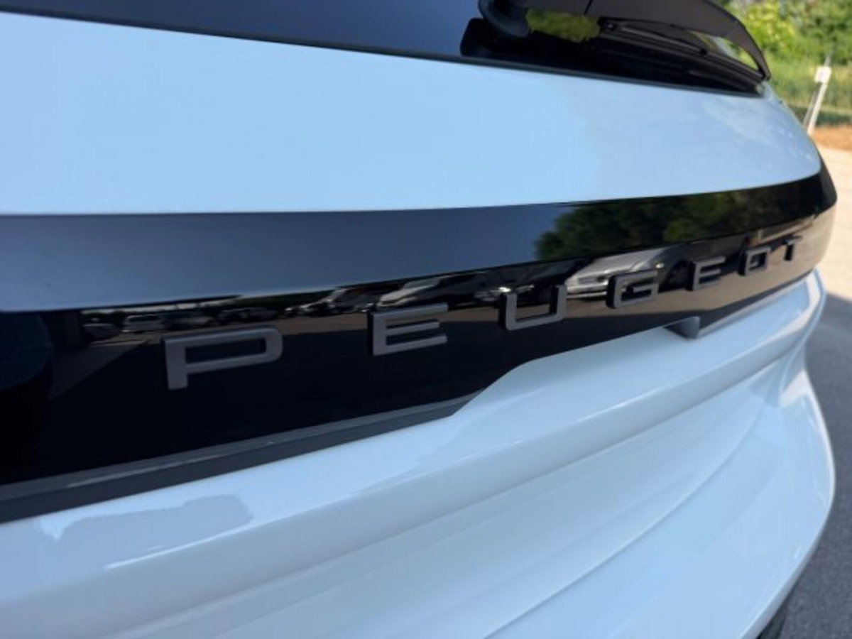 Peugeot 208 1.2 puretech Active s&s 100cv (14)