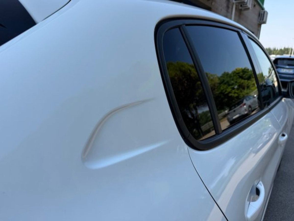 Peugeot 208 1.2 puretech Active s&s 100cv (16)