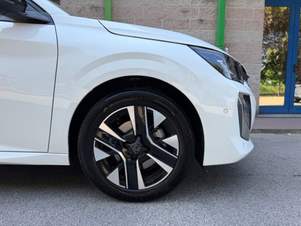 Peugeot 208 1.2 puretech Active s&s 100cv (6)