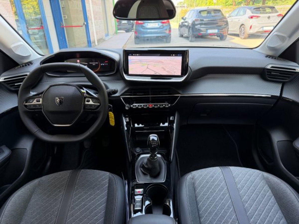 Peugeot 208 1.2 puretech Active s&s 100cv (7)