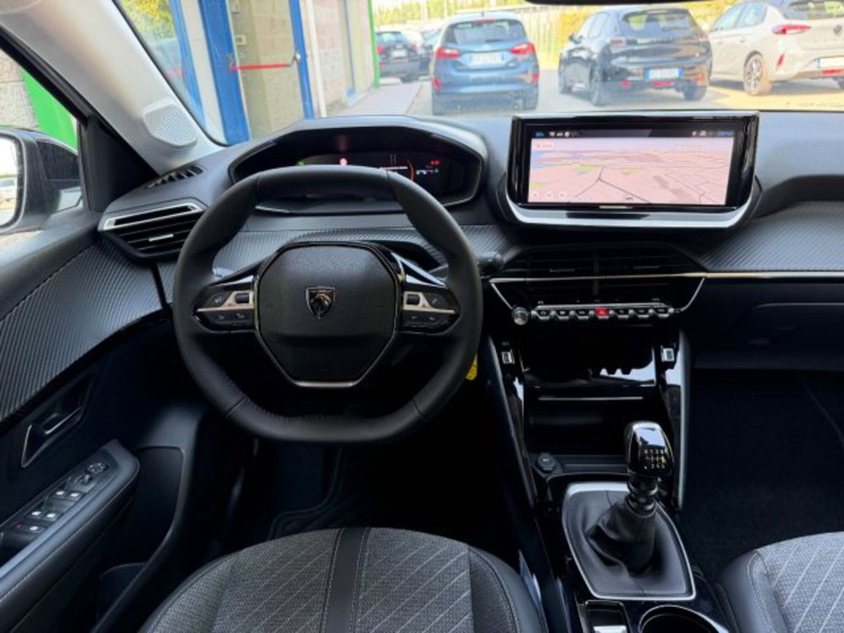Peugeot 208 1.2 puretech Active s&s 100cv (8)