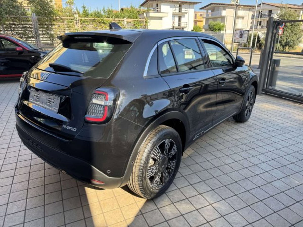 Fiat 600 1.2 hybrid 110cv auto (4)